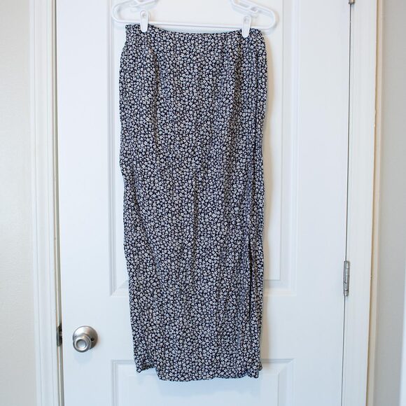 VTG L Ditsy Floral Wrap Maxi Skirt Paul Harris White Print Feminine Soft Summer - Picture 1 of 9